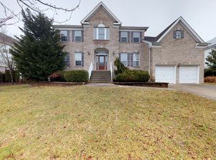 4 Julie Dr, Northfield, NJ 08225