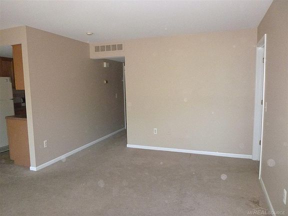 2nd image of 27611 Harrison Woods Ln #65