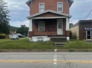 119 S Main St, Houston, PA 15342