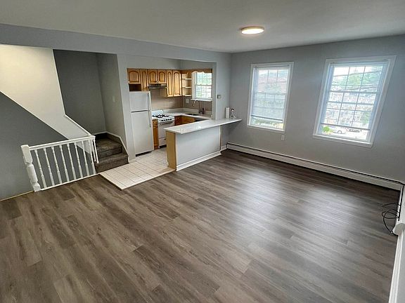 5th image of 762 Tompkins Ave #6