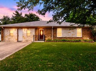 4303 Cypress Springs Ct, Arlington, TX 76001