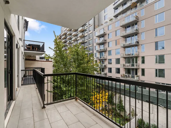 5-18 51st Avenue image 17 of 23