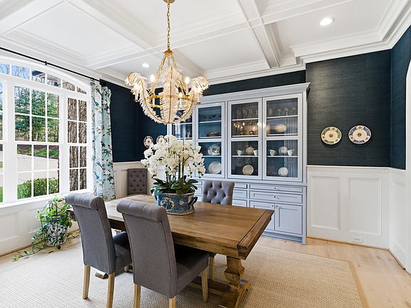 5th image of 1528 Eglantyne Ct