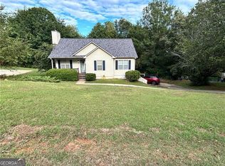 98 Shake Rag Cir NW, Adairsville, GA 30103