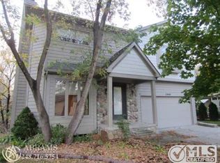3940 Bradmore Ave, West Bloomfield, MI