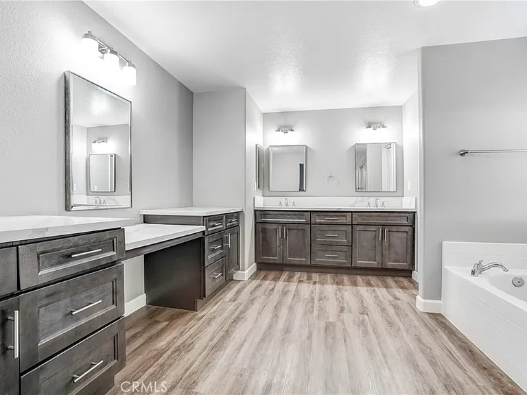 31804 Empresa Cir — Photo 11