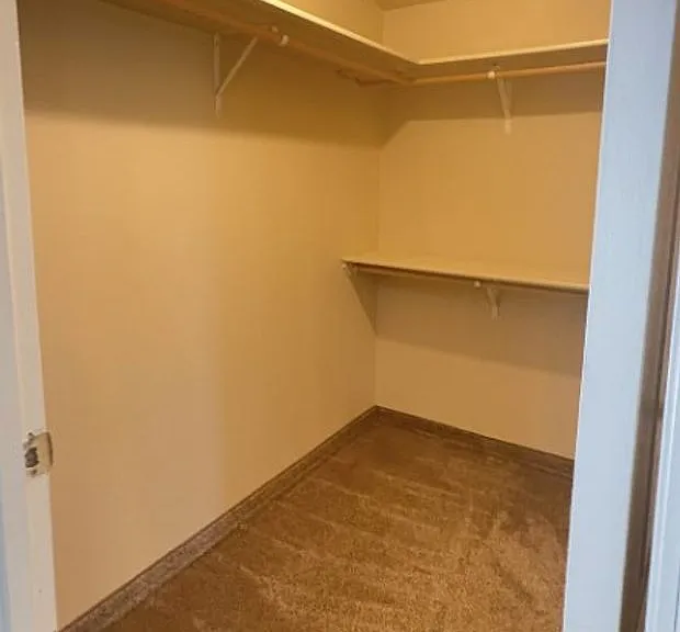 311 N Highland Dr — Photo 12