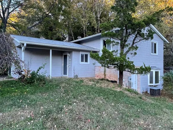 9064 Andromeda Dr, Burke, VA 22015