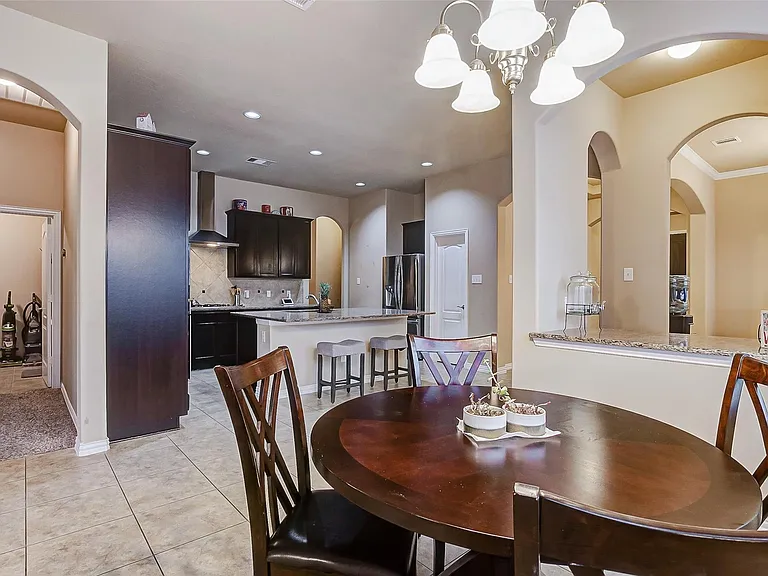 623 Orlandis Ln — Photo 11