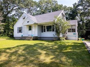 16 Charlton Rd, Dudley, MA 01571