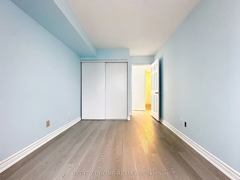 35 Empress Ave #2108 — Photo 7