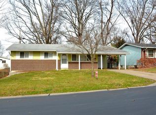 317 Evergreen Dr, Saint Charles, MO 63301