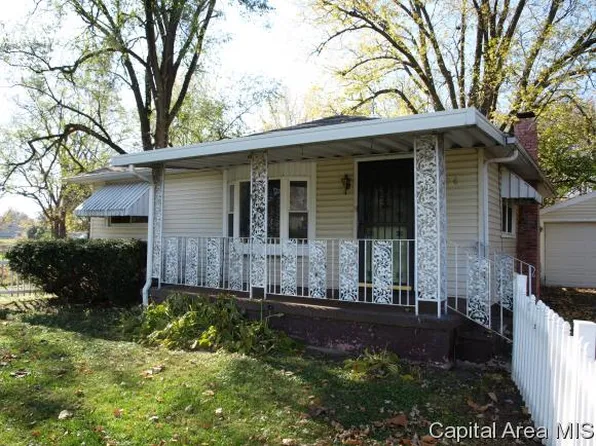 606 Michigan Ave, Galesburg, IL 61401