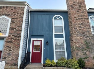 11 Abbey Rd, Euless, TX 76039