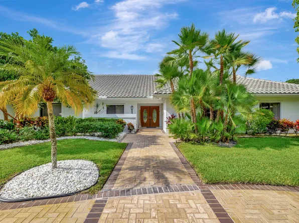 210 Glenwood Drive, Delray Beach, FL 33445