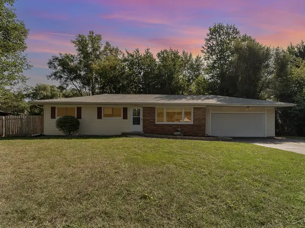 2890 Rushmore St, Saginaw, MI 48603