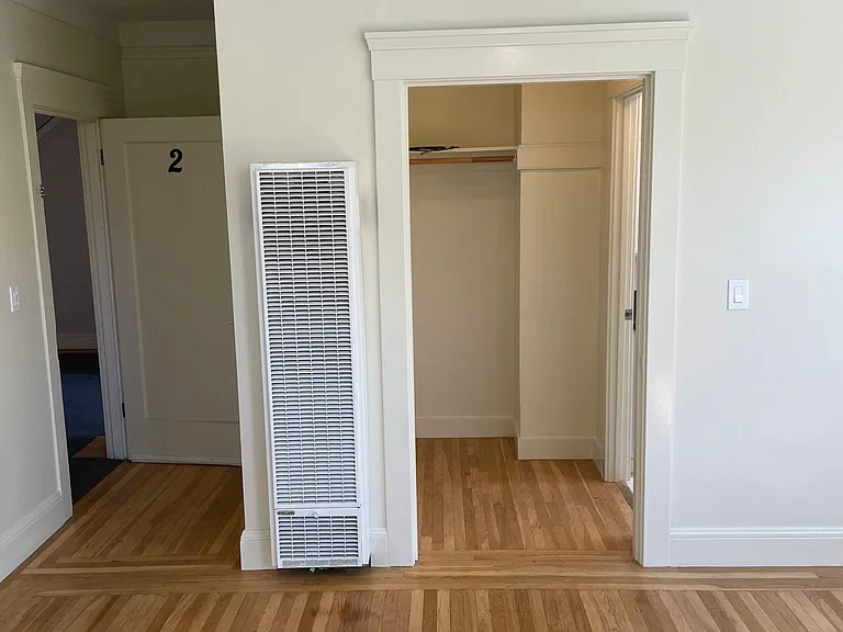 1525 Spruce St #22 — Photo 11