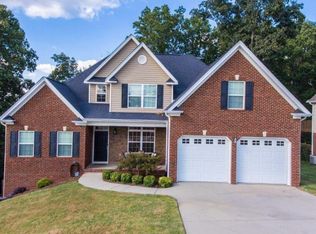 425 Kailors Cove Cir, Ringgold, GA 30736