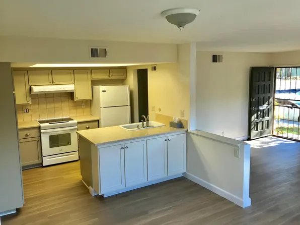 9876 Via Sonoma, Cypress, CA 90630
