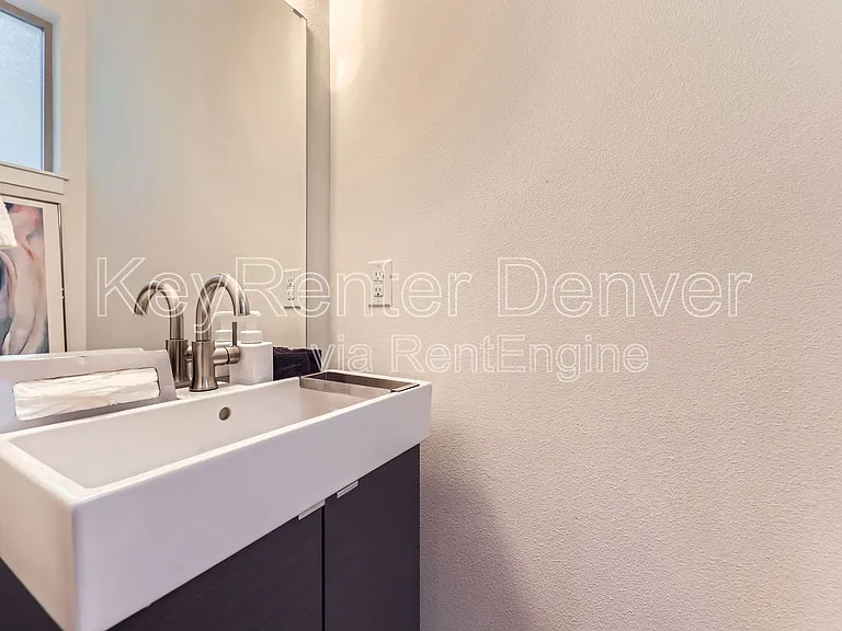 1212 N Perry St — Photo 11
