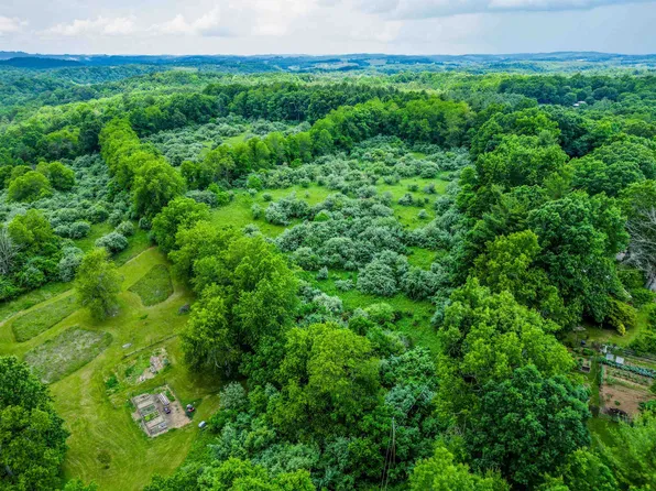 495 Spangler Mill Rd NE, Floyd, VA 24091