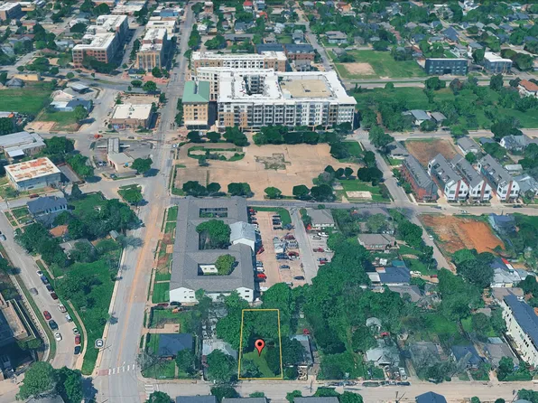 311 N Patton Ave, Dallas, TX 75203