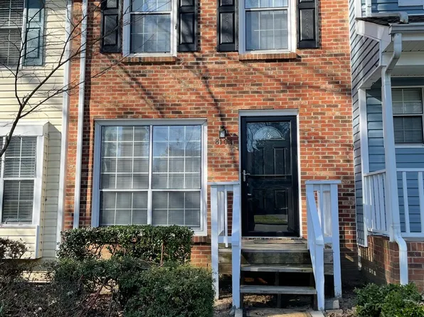 8107 Circle Tree Ln, Charlotte, NC 28277