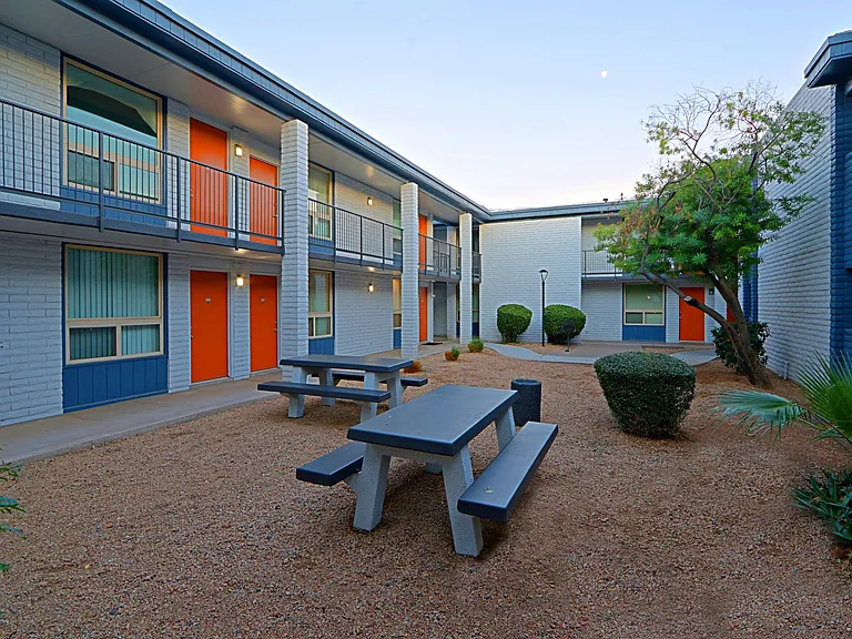 Allora Phoenix Apartments — Photo 19