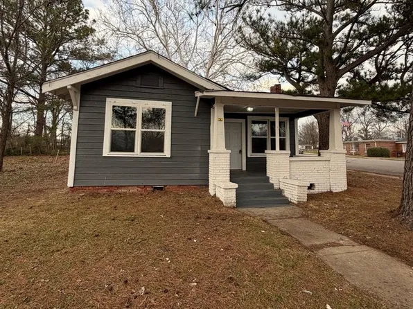 601 13th St, Bessemer, AL 35020