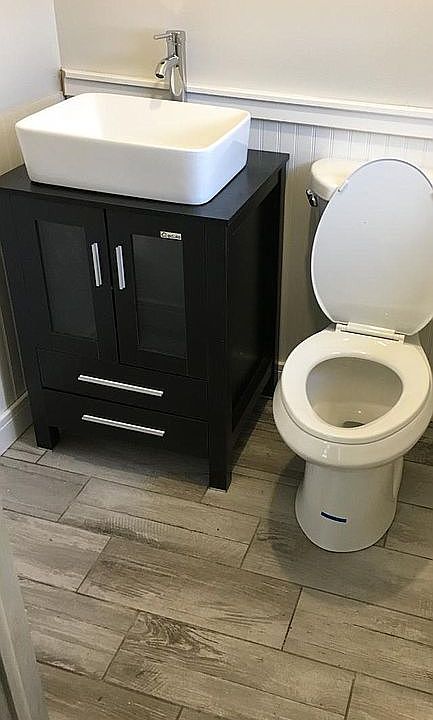 Master bath 