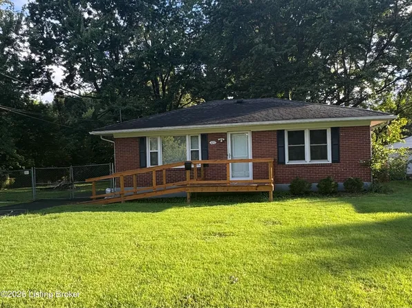 3210 New Lynnview Dr, Louisville, KY 40216