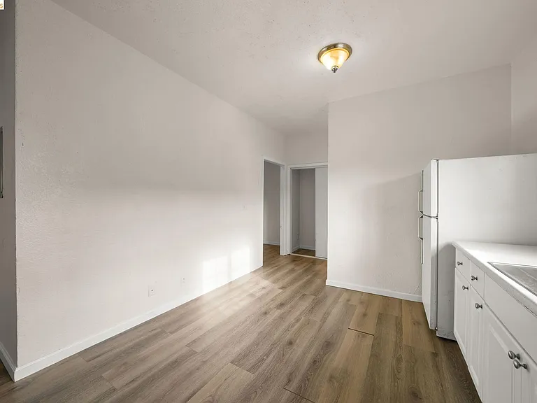 203 Bissell Ave #2 — Photo 4