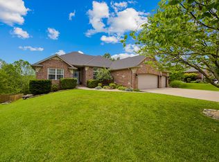 836 Rippling Creek Rd, Nixa, MO 65714
