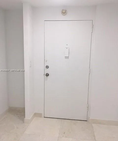 1408 Brickell Bay Dr #1002 — Photo 8
