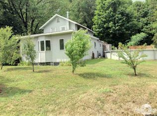 129 Old Gick Rd, Saratoga Springs, NY 12866