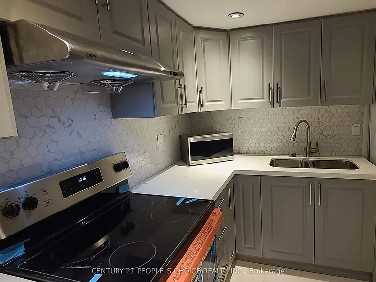 3 Erindale Cres #BASEMENT — Photo 4