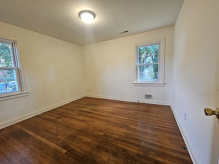 1707 Lyndover Rd — Photo 10