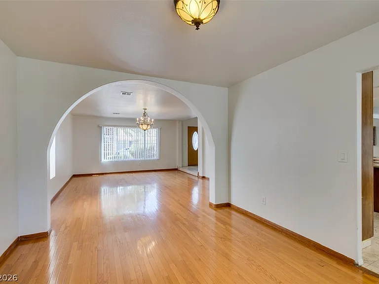 8224 Tivoli Cove Dr — Photo 13