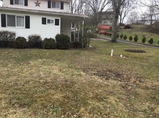 107 Old Homestead Ln, Greensburg, PA 15601