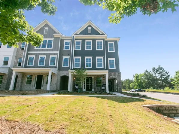 2220 Sweet Blossom Ln, Lawrenceville, GA 30043