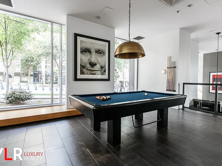 1010 Richards St #1702 — Photo 12