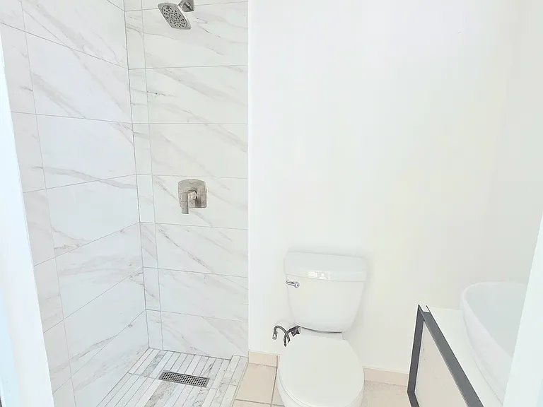 339 Avenida Lopategui Cir — Photo 11