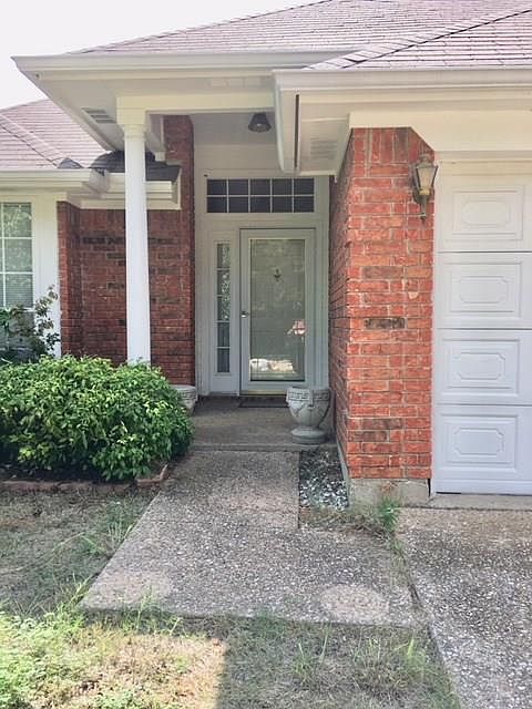 1st image of 946 Freshwood Ct