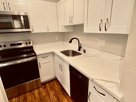 3rd image of 5913 Rainier Ave S APT 104