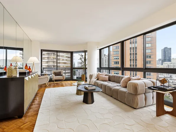 200 East 61st Street image 1 of 12
