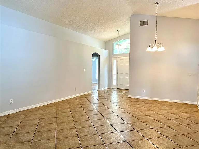 80 Pine Forest Pl — Photo 3