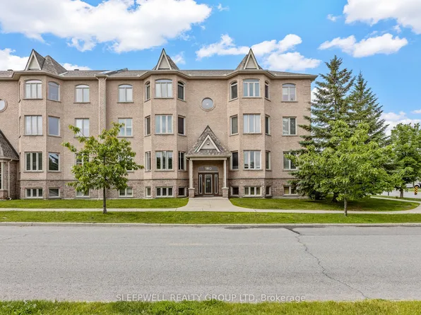 190 Rustic Hills Cres #7, Ottawa, ON K4A 0B9