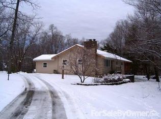 6358 Conley Rd, Concord Township, OH 44077