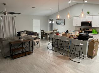 632 NE 2nd Ave, Cape Coral, FL 33909
