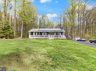 2873 Freezeland Rd, Linden, VA 22642